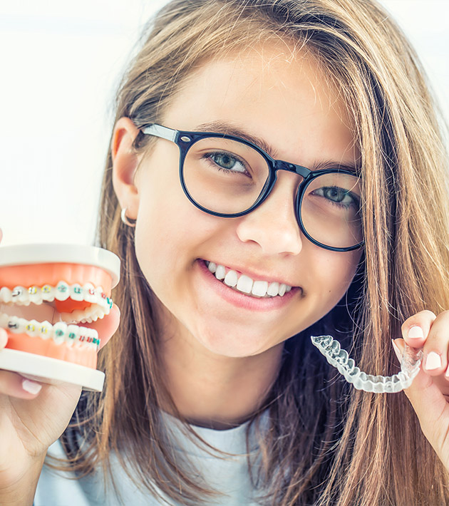 What are the benefits of Invisalign® for teens?